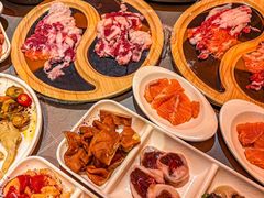 -黑金·寻焰自助百汇·烤肉·火锅(中街店)