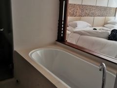 -三亚亚龙湾雅高美爵酒店