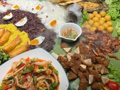 -傣家寨花园主题餐厅