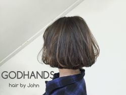 -God Hands发型设计复古会所