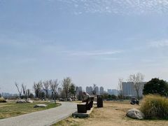 -汉长安城未央宫国家考古遗址公园