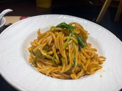 -东口码头·烧鸽子·鱼头泡饼·地方菜(金鹰悦城店)