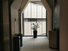-上海虹桥中心爱琴海亚朵S酒店