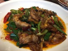 -有红鸡毛店·川菜(建设路店)