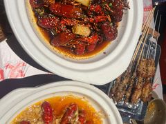 -肥肥虾庄·金牌油焖大虾(汉街SKP店)