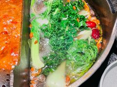 -三出山火锅(南京万象天地店)