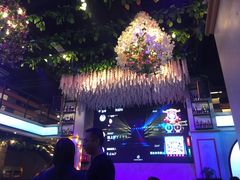 -壹号院音乐餐厅•烤全羊•新疆菜(浐灞店)