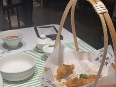 -渔语鱼新川菜Bistro(万象天地店)