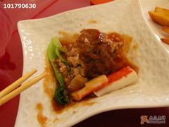 吃了一半的狮子头-海鲜八大碗(和平店)