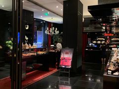 -Salon de The de Joel Robuchon(外滩18号店)