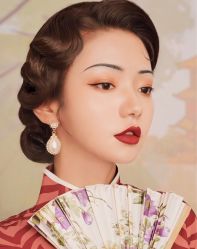 -租旗袍租礼服馆
