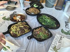 -巴厘龙虾·榜首油焖大虾(音乐学院·沿江酒馆店)