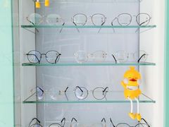 -品奈眼镜(九水东路店)