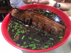 -小龙大肉面馆