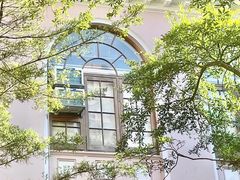 -香港大学