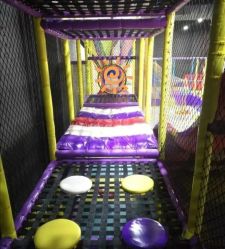 -蹦贝运动中心·蹦床·攀岩·闯关(龙岗店)