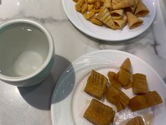 -六少·猪肚包鸡火锅(卓悦INTOWN店)