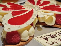 减糖40%香草树莓蝴蝶蛋糕-沁蝶 Butterfly Patisserie甜品蛋糕(北京瑰丽酒店)