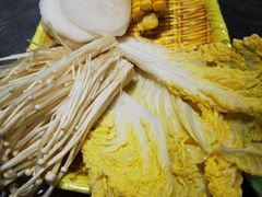 -潮界(LU·ONE凯德晶萃广场店)