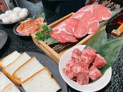 -喵小乙碳火烤肉(大坪协信星光天地店)