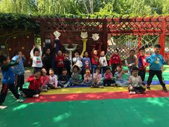 -红黄蓝幼儿园(颐东苑店)