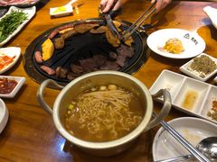 -万兴佳烤肉·长白山老味道(东岸里店)