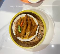 -尤米一站式美甲美睫