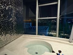 -Yolo私汤温泉设计师酒店(重庆南滨路店)
