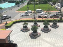 -龍歌自助小火锅(市南金茂湾店)
