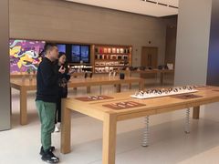 -Apple零售店(玄武湖店)