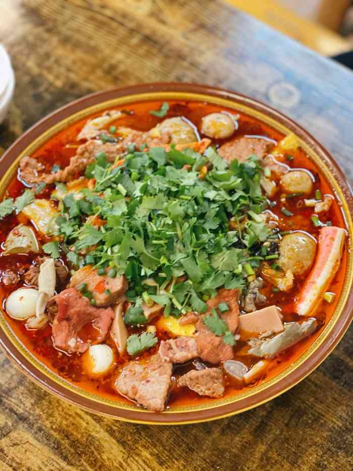 有家牛杂火锅冒菜-"新科国际楼下美食街里面~ 牛杂8.8,.