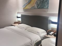 -凯亚斯顿酒店(深圳罗湖水贝国际珠宝城店)