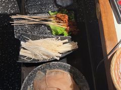 -哥老官重庆美蛙鱼头(龙湖杭州金沙天街店)
