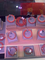 -灵彩珠宝(朗香街店)