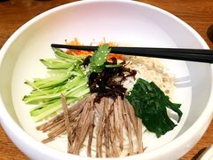 -云海肴·汽锅鸡·云南菜(天山百盛优客店)