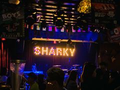 -鲨鱼美式餐厅酒吧Sharky