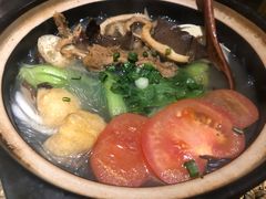 牛杂砂锅粉丝煲-牛的平方·牛骨鲜炖