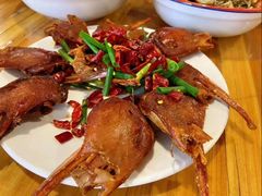 -冶建镜子·老南昌大排档·江西虾王(总店)