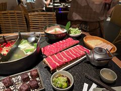 -三出山火锅(南京万象天地店)
