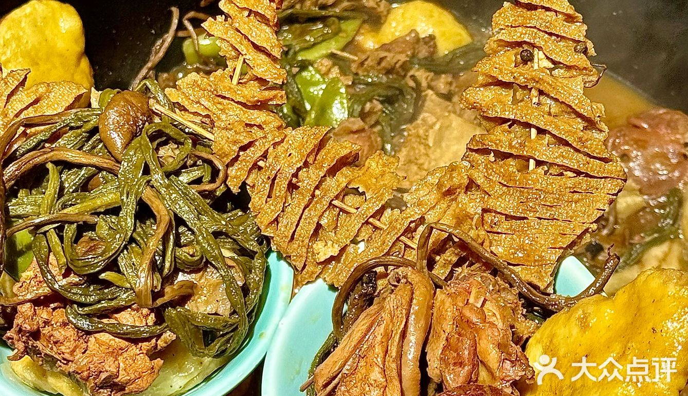 慕名而来的这家地锅鸡！！！果然没让我失望！！