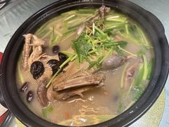 -陈江波老鸭煲(化工路店1号店)