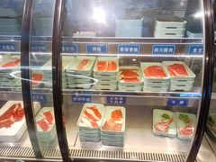 面包甜点陈列柜-蚝英雄鲜蚝自助专门店(长楹天街直营店)