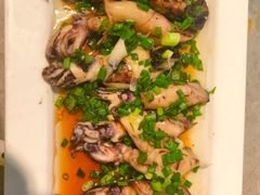 -休记光头香辣蟹干锅店(衣冠庙店)