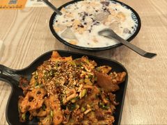 -蜀於记川渝小吃(中央大街店)