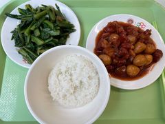 红烧肉鹌鹑蛋-北大家园食堂