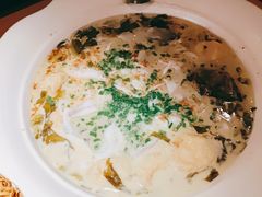 -江渔儿酸菜鱼专门店(明珠广场店)