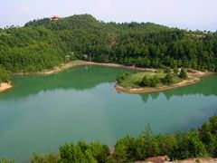 -天鹅湖生态旅游风景区
