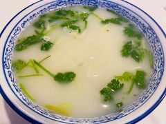 鸭汤粉丝-烤鸭肉夹馍鸭汤店