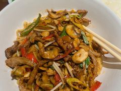 生爆牛肉面-寻裕记·现炒浇头面(人民广场店)