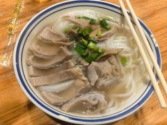 -香辉食馆(新兴路店)